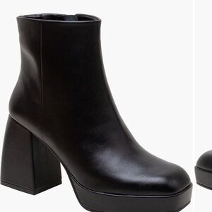 Lisa Vicky Nifty Black Booty